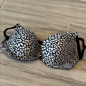 Victoria Secret Black and White Animal Print Bra 32A